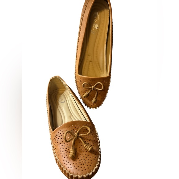 Brown Loafers with Bow Accent - Picture 1 of 4
